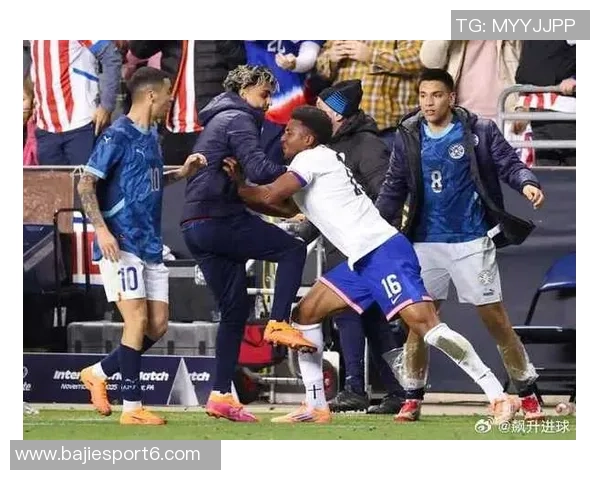 林加德与莱切特场上冲突激烈双方互推互搡引发热议