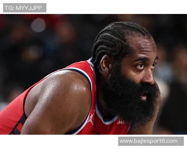 哈登36岁依然拼搏场均出战38分钟展现不屈精神如同地主家的驴