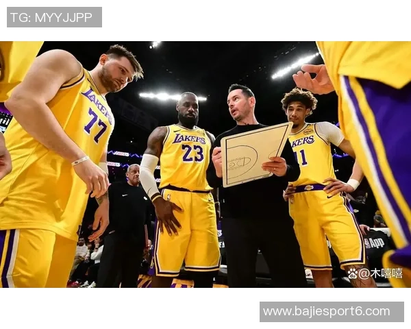 湖人队深厚的轮换阵容带来竞争激烈的幸福烦恼 湖人队深厚的轮换阵容带来竞争激烈的幸福烦恼